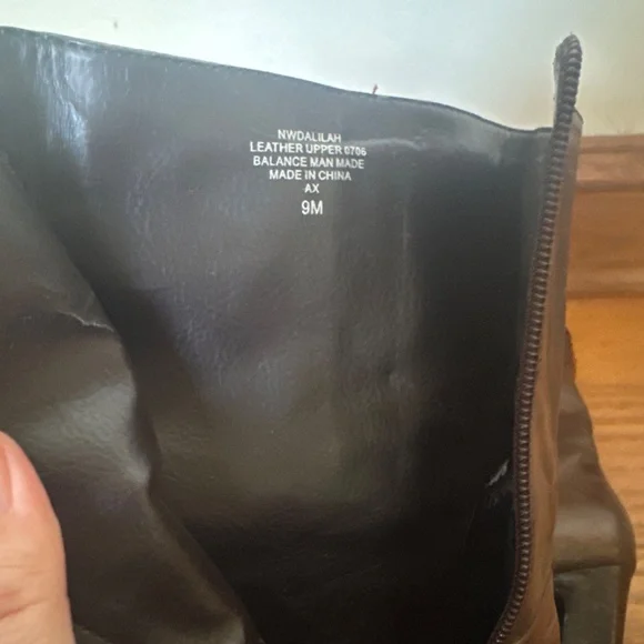 Nine West boots - Picture 5 of 6